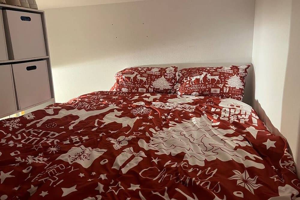 Apartamento entero, Adorable studio (mini duplex) just minutes from the Eiffel Tower in Torre Eiffel, París