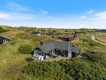 Ferienhaus für 4 Personen in Houvig