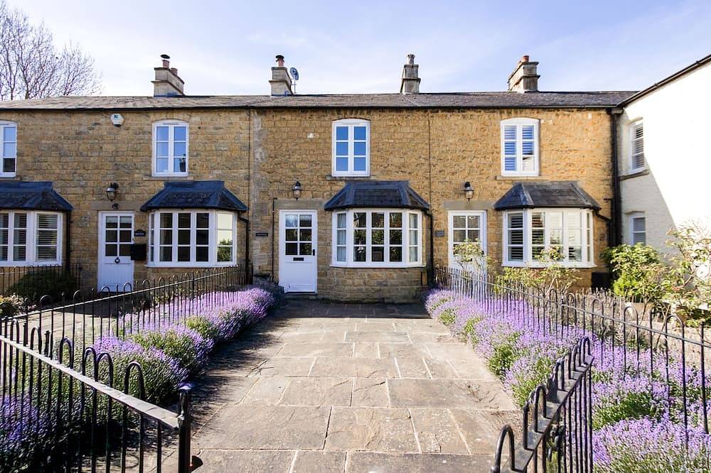 Cottage for 4 People in Bourton-on-the-Water, The Cotswolds