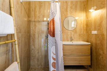 Location De Vacances pour 4 Personnes dans Beaucaire, Région de Nîmes, Photo 4