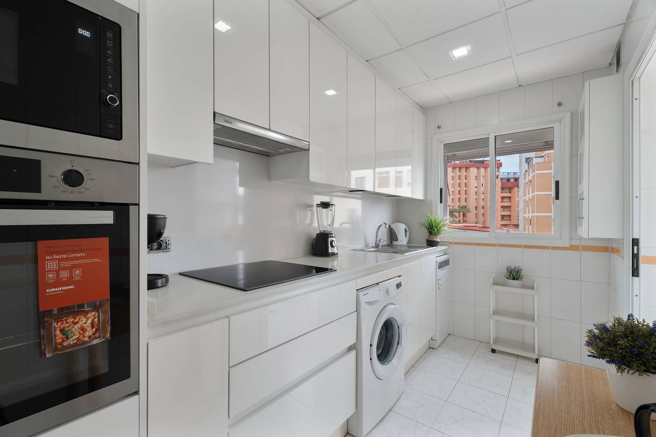 Apartamento entero, Vacaciones 'Bonjour' con vistas al mar, balcón y Wi-Fi in Aroba, Candelaria