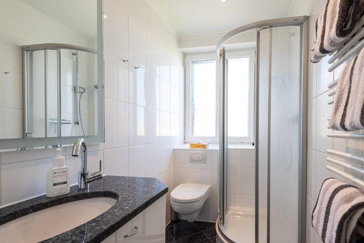 Ganze Wohnung, Lichtdurchflutete 3-Zimmerwohnung mit ca. 68 m², für bis zu 4 Personen in Nordfriesische Inseln (Schleswig-Holstein) (Schleswig-Holstein), Wenningstedt