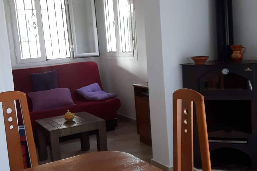 Casa con gran abertura jardín sobre la playa, 2 indépdts apartamentos, 8 a 12 pers in Cabo Trafalgar, Barbate