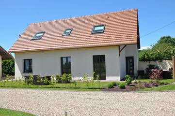 Gîte pour 6 personnes, avec jardin à Vinnemerville