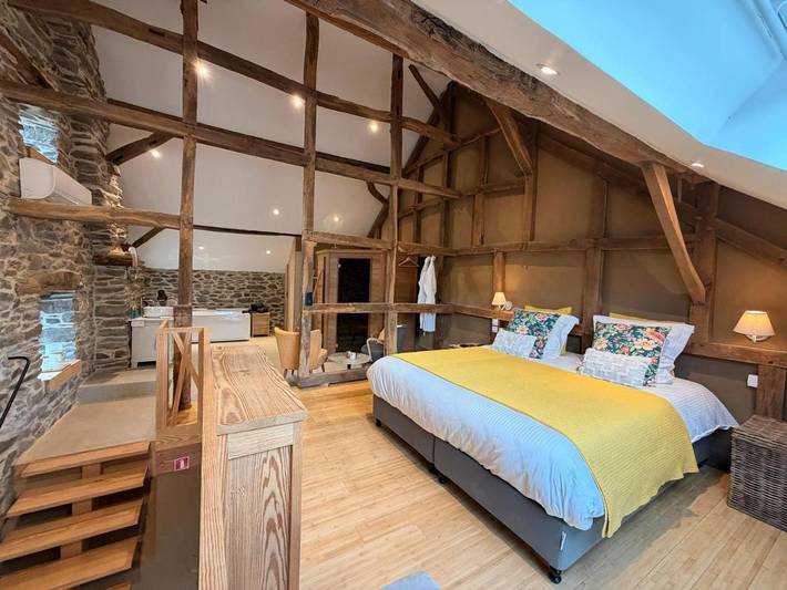 Chambre d’hôte pour 2 personnes, avec sauna et jardin ainsi que jacuzzi et piscine à Stoumont