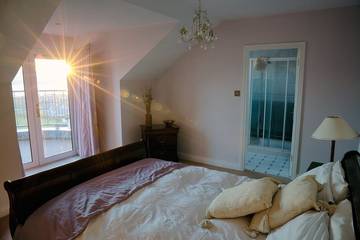 Holiday Home for 12 People in County Kerry, Dingle Peninsula, Photo 3