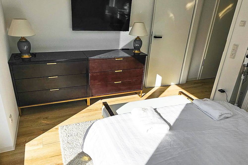 Hel lägenhet, Schöne Neubau 65m² City Wohnung Wlan: R in München Sendling, München