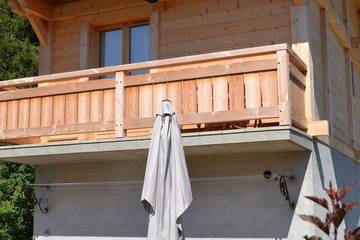 Maison de campagne pour 4 personnes, avec balcon à Thônes