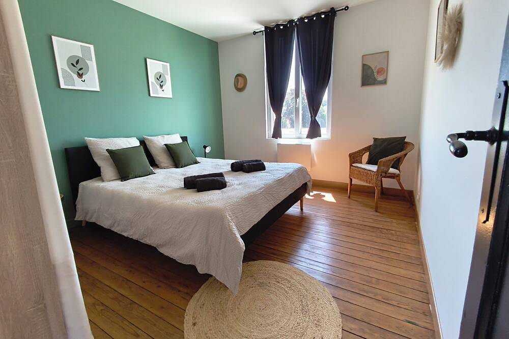 Ganze Wohnung, 6-person apartment La douce parenthèse in Saint-Germain-Village, Bernay und Umgebung