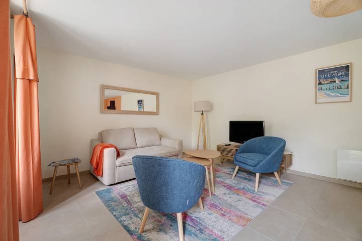 Casa «La Maison De Deminiac» con terraza privada, jardín compartido y Wi-Fi in Dol-de-Bretagne, Región de Saint-Malo