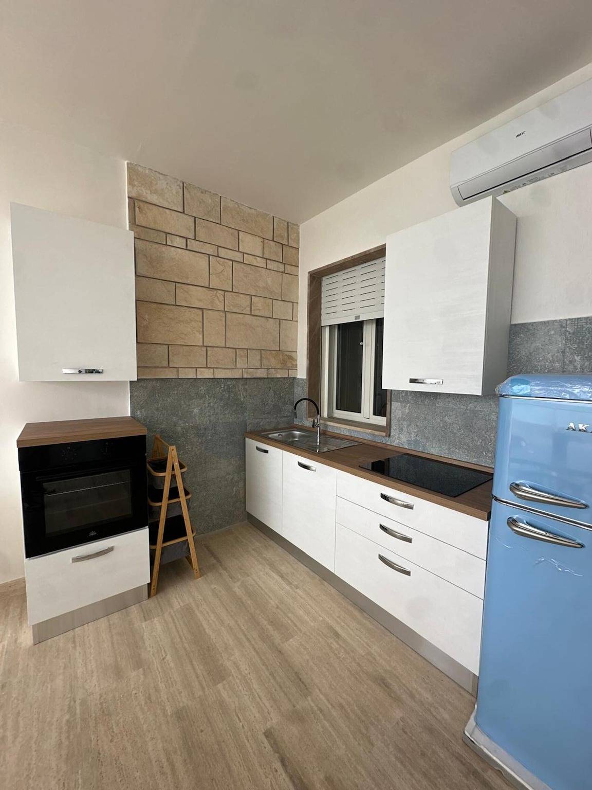Appartement entier, Appartement 'Best Sunset - Acqua Marina' avec vue mer, Wi-Fi et climatisation in Gallipoli, Golfe de Tarente