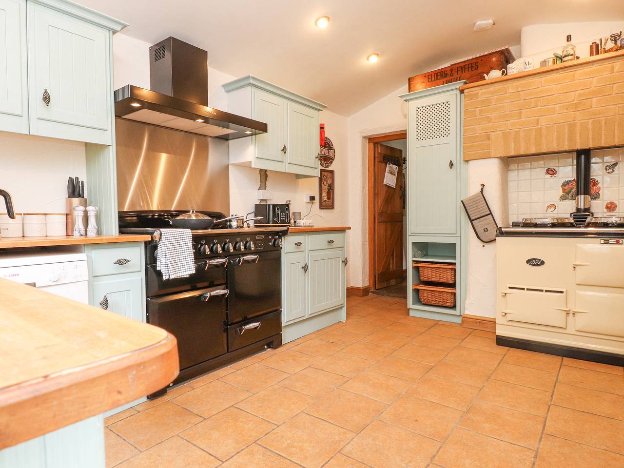 Ty'n Pwll Farm in Nefyn, Gwynedd