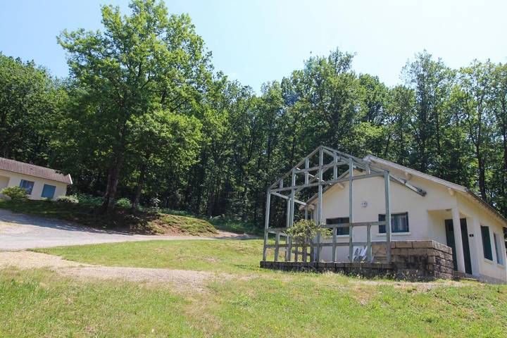 Gîte pour 4 personnes, avec jardin dans Haute-Vienne