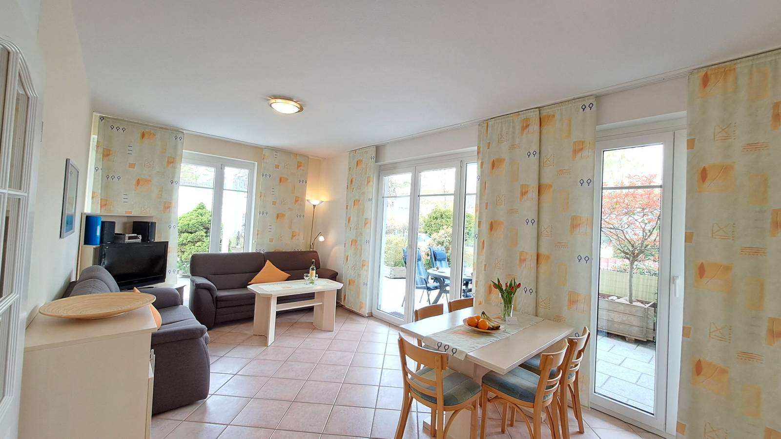 Entire holiday apartment, Ferienwohnung Strandglück - mit sonniger Terrasse in Baabe, Ruegen