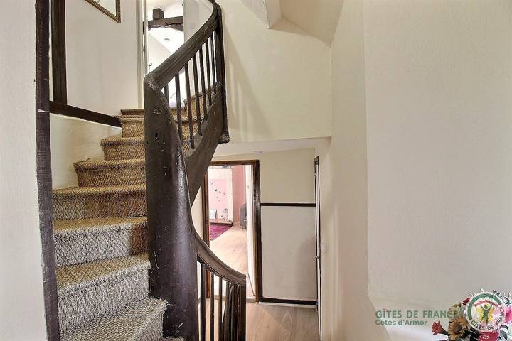 Location de vacances pour 2 personnes, avec jardin dans Le Mené - 3