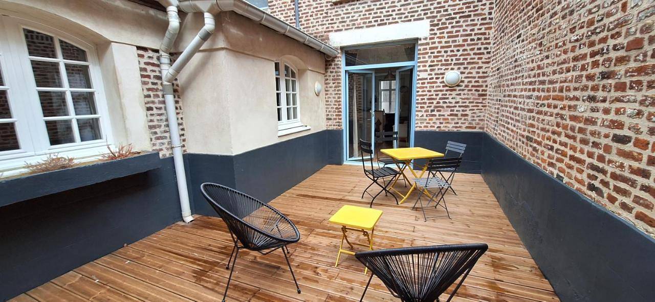 Appartement entier, Two-Bedroom Apartment in Arras, Région d'Arras