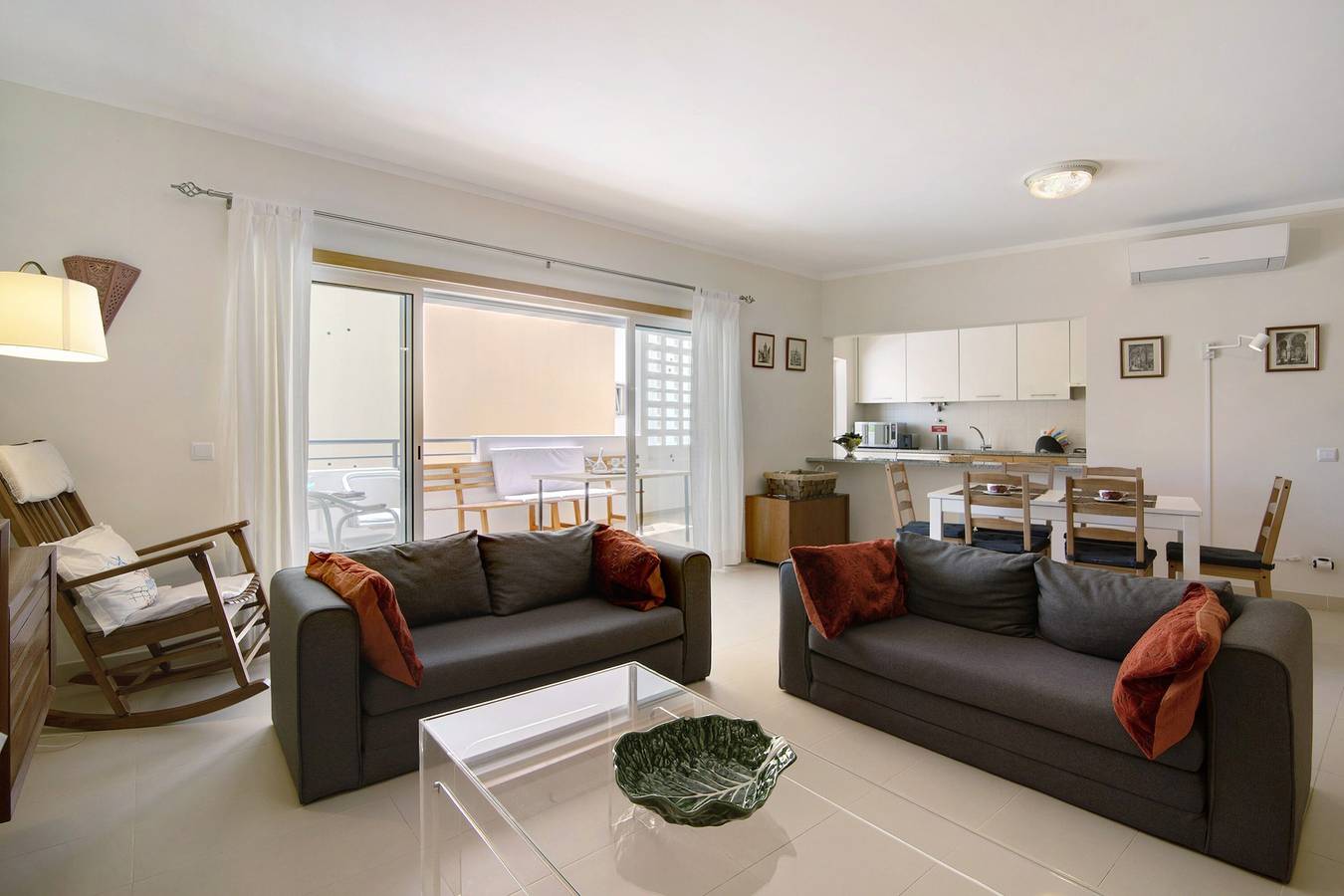 Entire apartment, Apartment 'Royal Cabanas Beach 145' with Shared Pool, Shared Garden and Air Conditioning in Cabanas de Tavira, Conceição e Cabanas de Tavira
