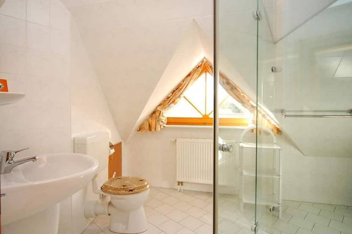 Ferienpark für 2 Personen, mit Terrasse in Zingst - 3