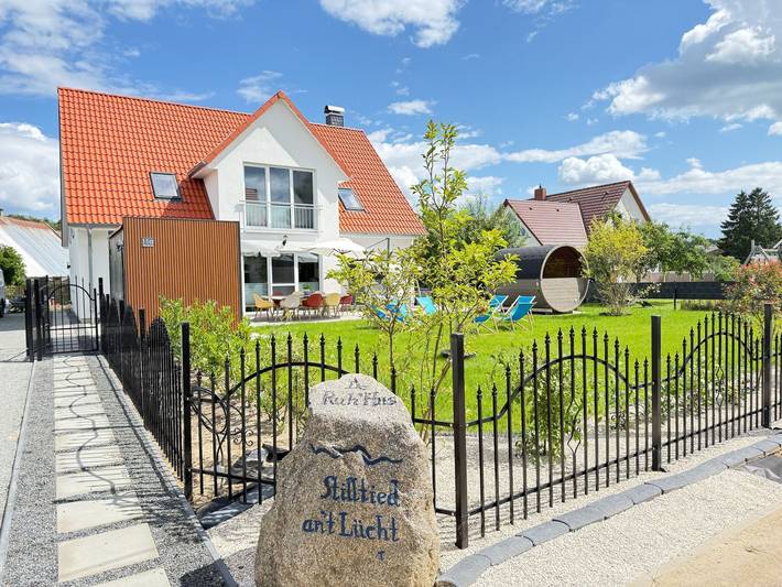 Ferienhaus für 9 Personen, mit Sauna und Garten sowie Terrasse - 1