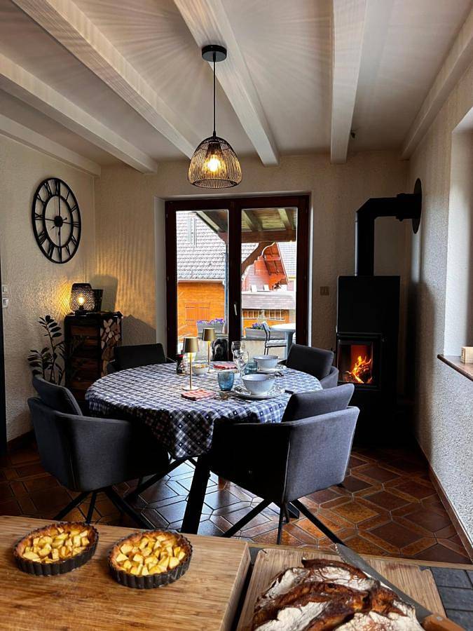 Chalet Evasion Nature 768m Chambres d'hôtes au Hohwald in Le Hohwald, Région de Sélestat-Erstein
