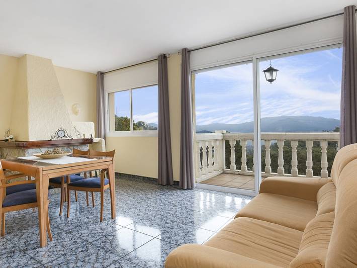 Casa rural para 13 personas, con terraza, Se admiten mascotas en Lloret de Mar - 4