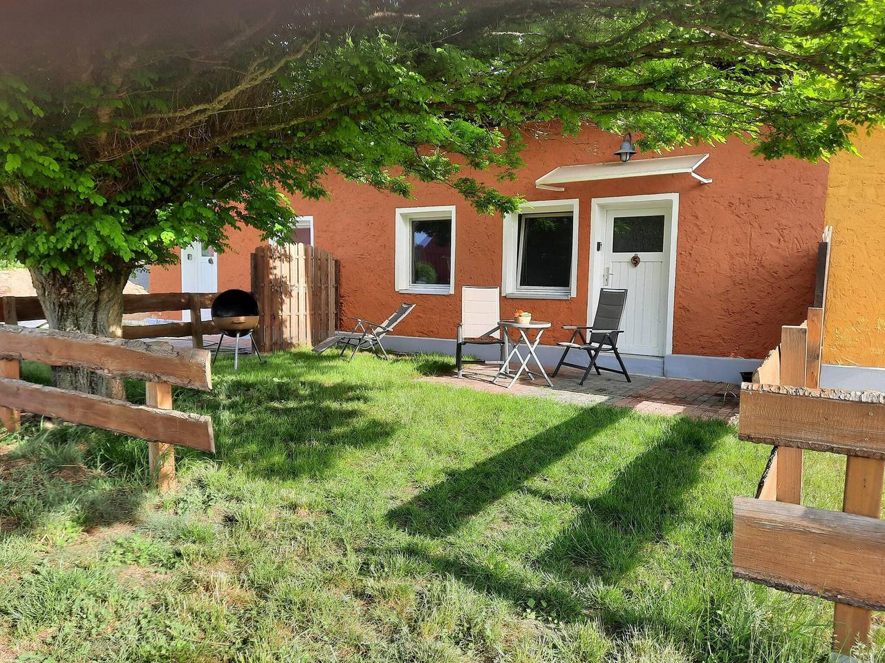 Ganze Wohnung, Gemütliche Ferienwohnung in der Oase am Vilzsee in Diemitz, Mirow