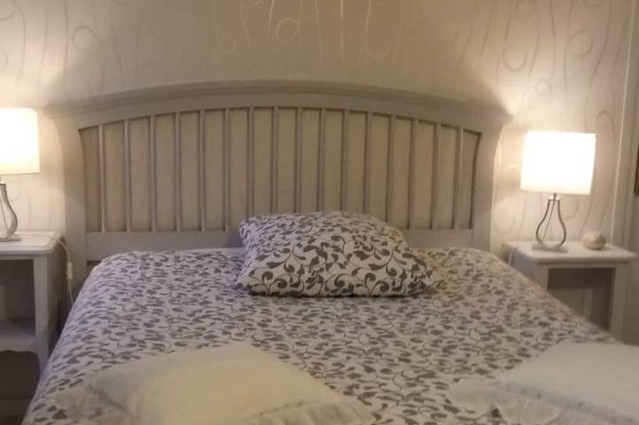Location de vacances pour 10 personnes, avec jacuzzi ainsi que jardin et sauna à Theys - 2
