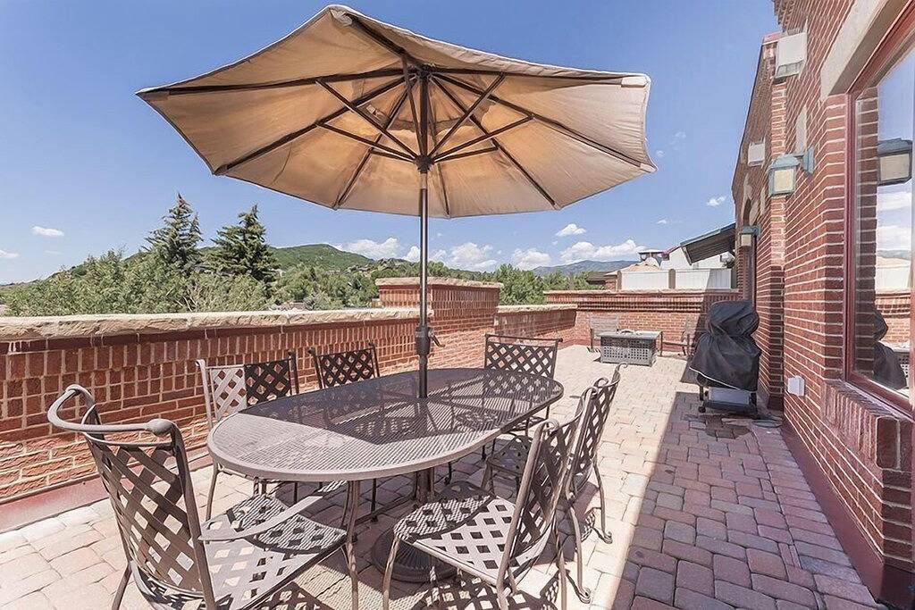 Ganze Wohnung, Die Victoria 4 von Skyrun! Schritte zu Bars / Restaurants! Ermäßigte Aktivitäten! in Steamboat Springs, Medicine Bow-Routt Nationalwald