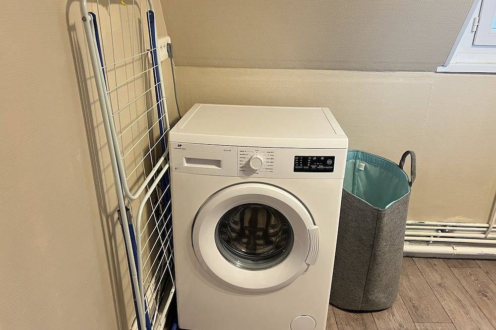 Ganze Wohnung, La Matelote -Apartment-Ensuite Bad-Balkon in Calais, Calais und Umgebung