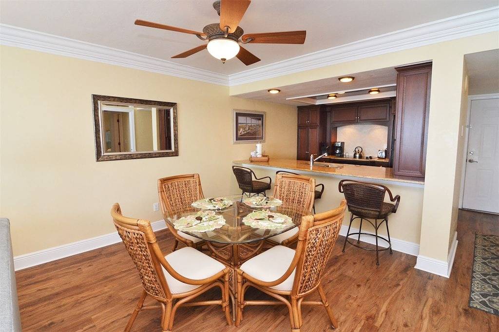 Ganze Wohnung, Wohnung mit Blick auf den Strand und das Wasser im Sanibel Harbour Resort - 6. Etage in Punta Rassa, Southwest Florida