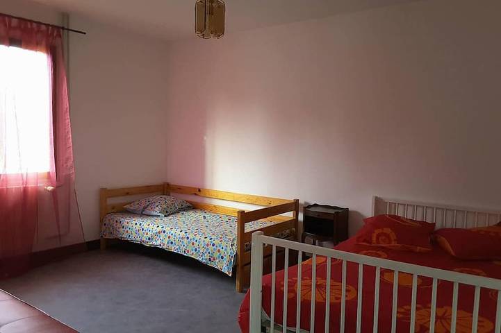 Location de vacances pour 7 personnes, avec terrasse et jardin à Dosches - 2