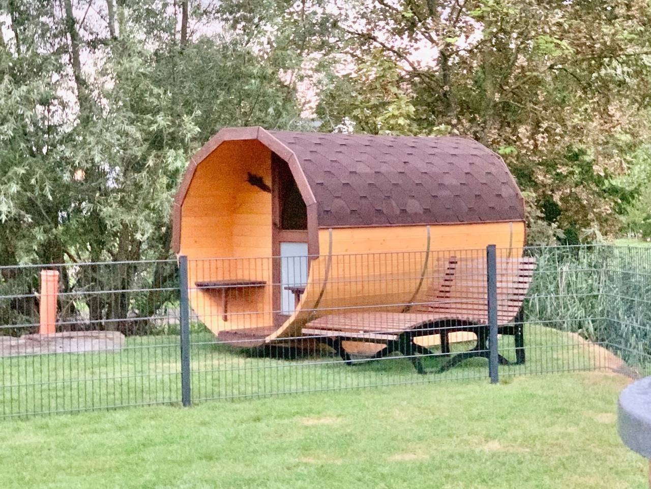 Ganze Ferienwohnung, Traumhaus an der Nordsee mit 2 Wohneinheiten für max. 20P. - beide Haushälften (Luke und Lea) für 20 Personen in Eckwarden, Butjadingen
