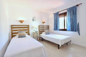 Bungalow pour 8 Personnes dans Las Marinas, Dénia, Photo 4