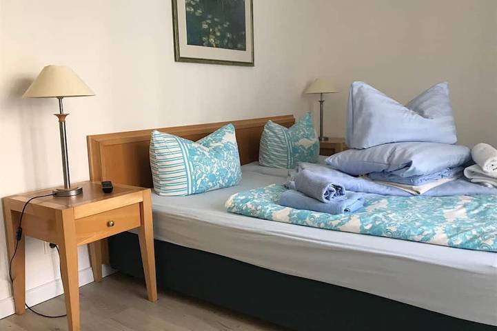 Apartamento entero, Amplio apartamento en una zona céntrica y tranquila, a sólo 50 metros de la playa in Seebad Heringsdorf, Heringsdorf