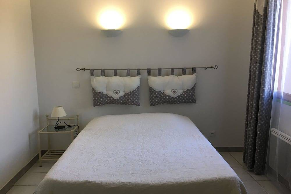 Spacieuse Villa, Piscine,jacuzzi sécurisés & chauffés du 15/05-15/09,jardin clos in Sampzon, Ardèche