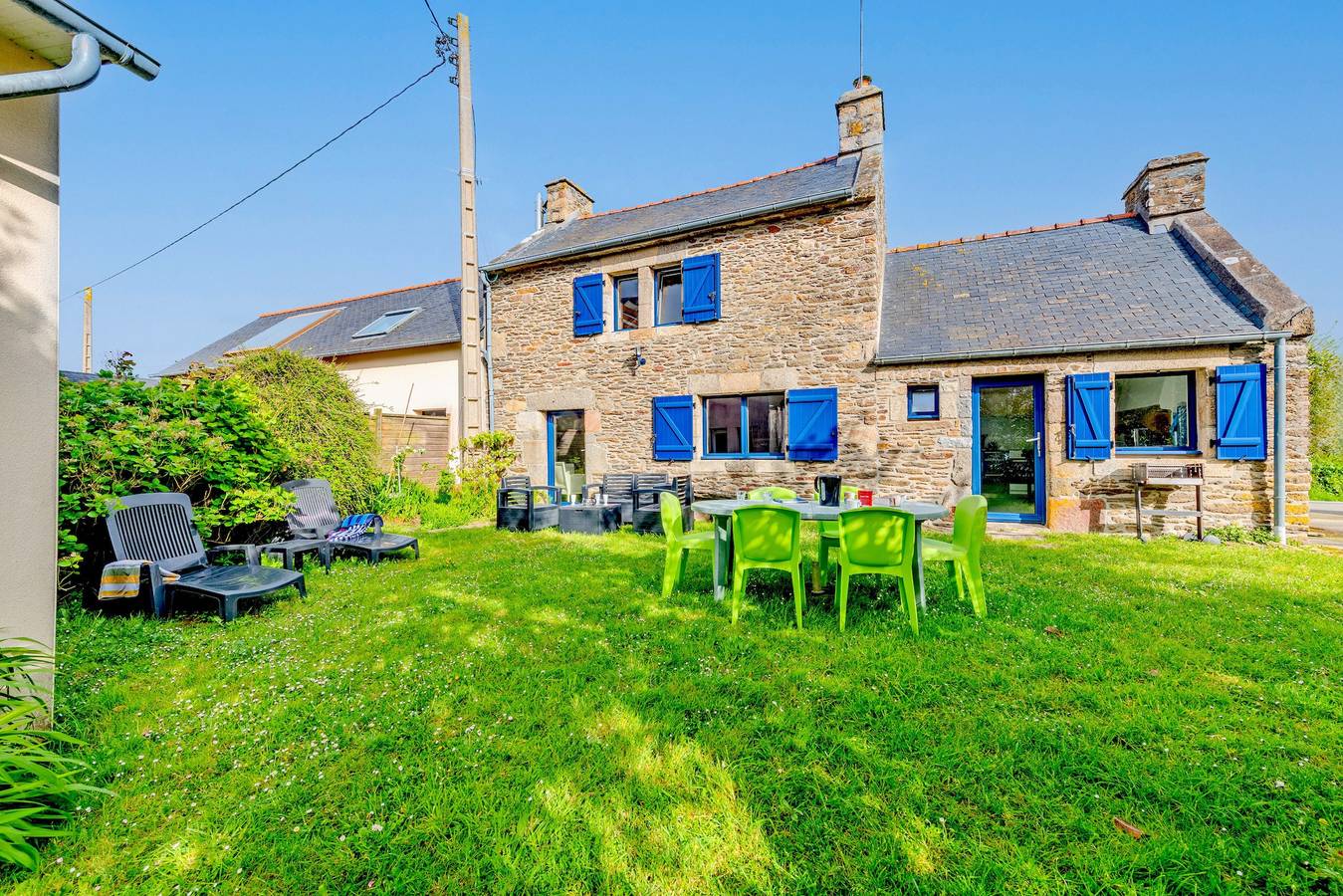 Holiday Home 'Maison 6 Personnes Avec Piscine' with Private Pool and Wi-Fi in Le Conquet, Brest region
