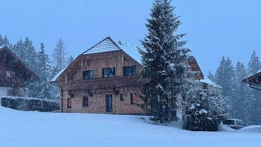 Ferienwohnung für 9 Personen, mit Garten