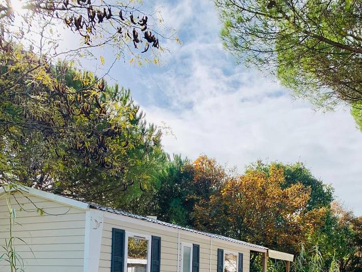 Camping pour 4 personnes, avec bassin pour enfant à Saint-Palais-sur-Mer - 4