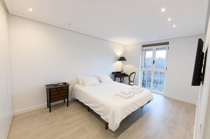 Location de vacances pour 10 personnes, avec jardin à Hernani - 2