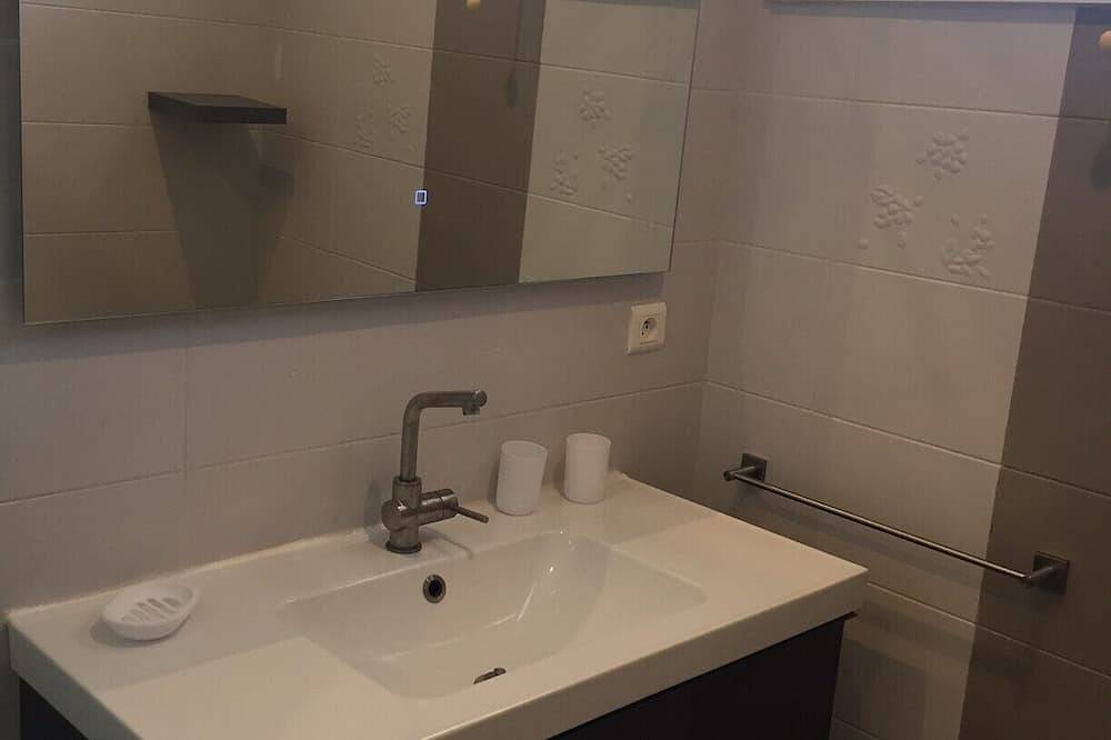 Appartement entier, Appartement en pleine nature in La Celle (Var), Région de Brignoles