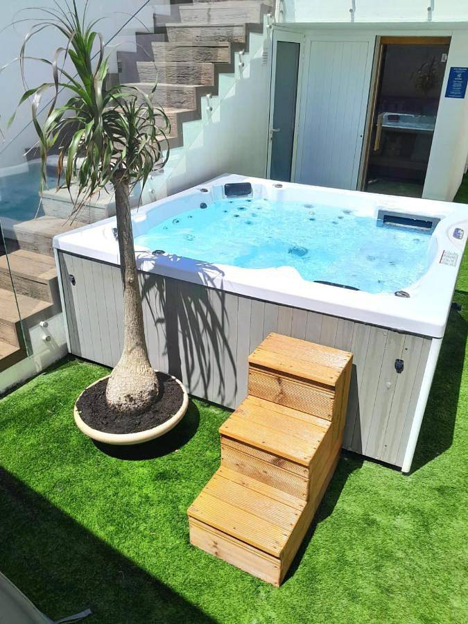 Villa para 8 pessoas, com sauna e piscina e ainda jardim and vista em Moledo