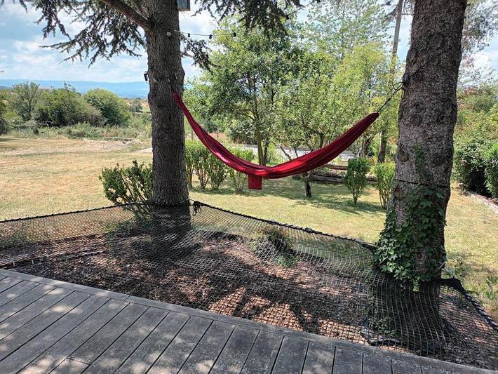 Location de vacances pour 6 personnes, avec terrasse et vue ainsi que piscine et jardin à Saint-Médard-en-Forez - 4