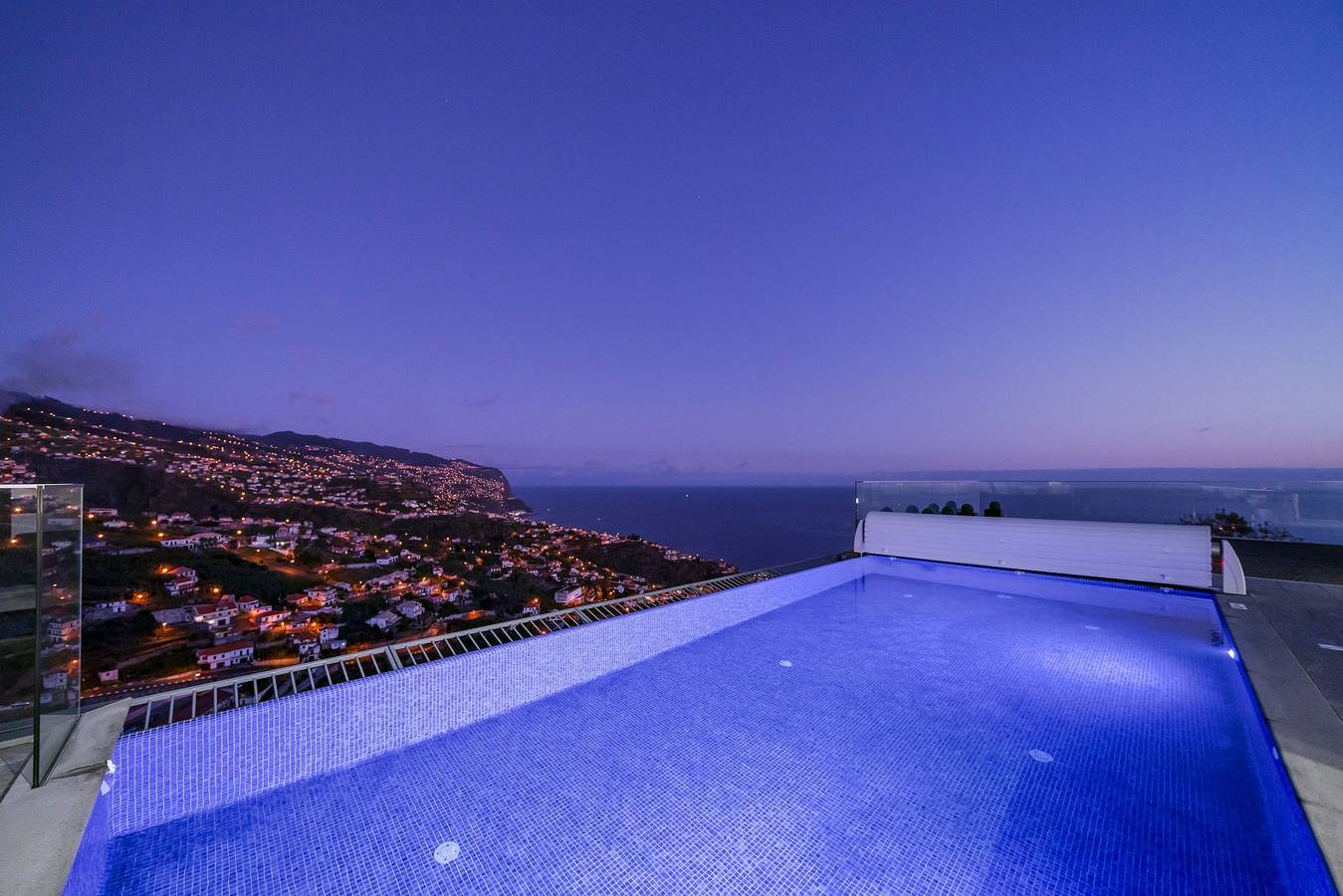 Magnificent Ponta Do Sol Villa | Villa Seacrest | 3 Bedrooms | Stunning Sea Views | Pool Table in Canhas (Madeira), Madeira