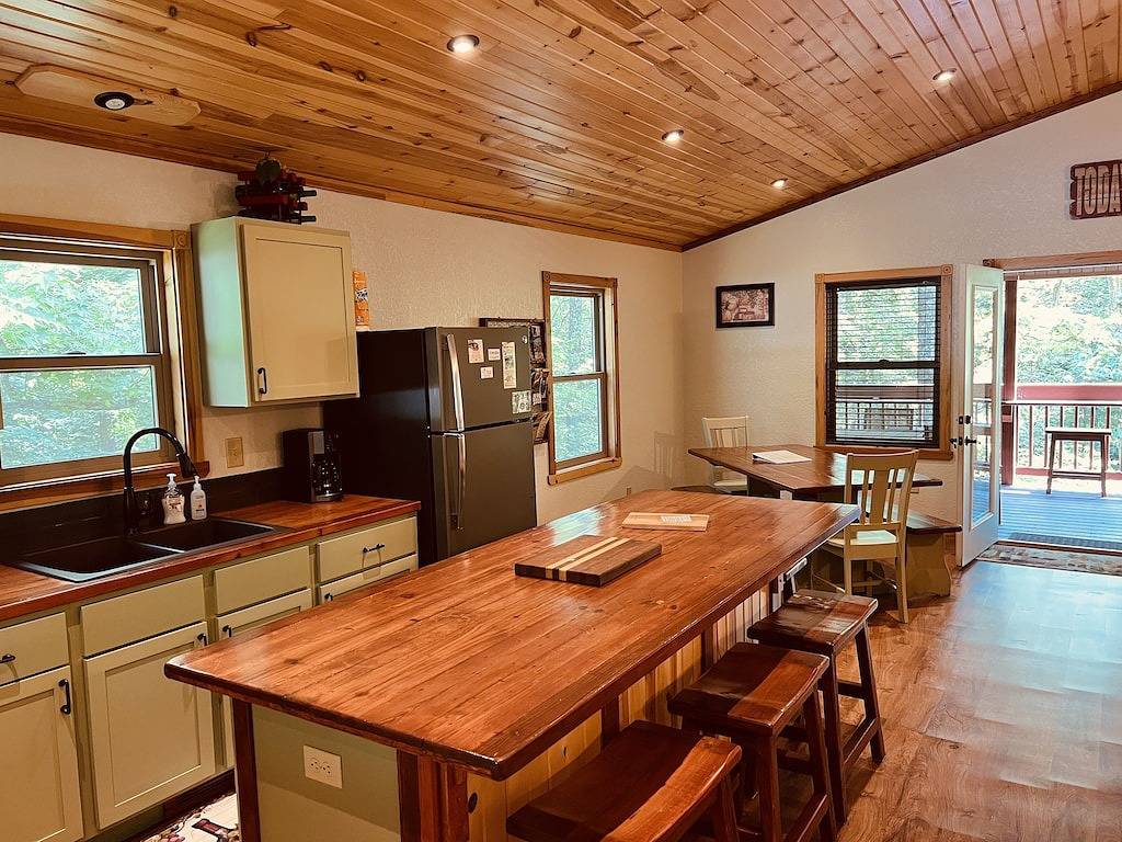 Neue, einzigartige Cave Creek-Hütte 2 in Shawnee nahe Alto Pass und Bald Knob Cross in Union County (IL)