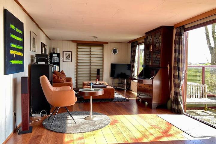 2 Pers Chalet König am Hafenufer mit Sauna und eigenem Angelsteg in Oostmahorn, Dongeradeel