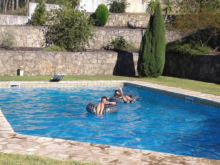 Maison d’hôte pour 4 personnes, avec piscine ainsi que terrasse et jardin à Tomar - 3
