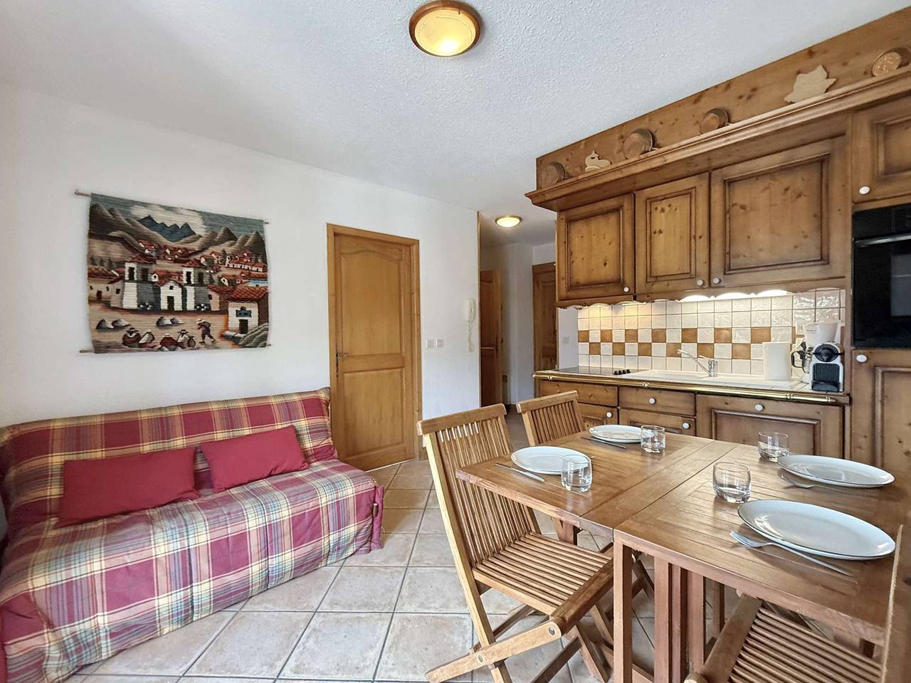 Apartamento entero, Apartamento acogedor en Praz-Sur-Arly - 6 personas in Praz-sur-Arly, Pays du Mont-Blanc