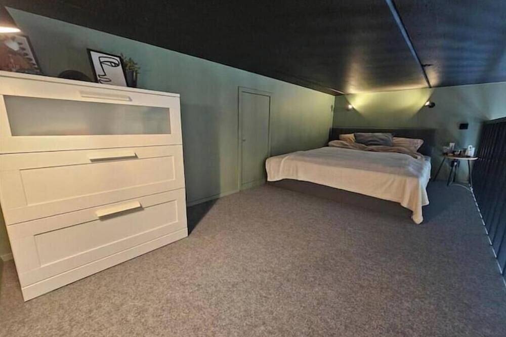 Ganze Wohnung, Unique and comfortable apartment with free parking in Spydeberg