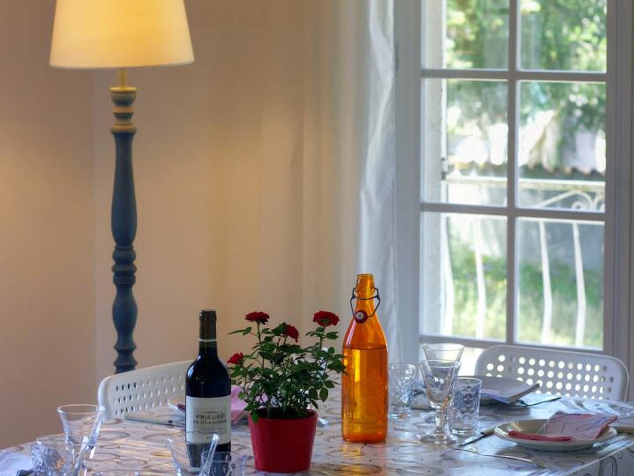 Bright cottage with large garden and private tennis in Nervieux, Montbrison