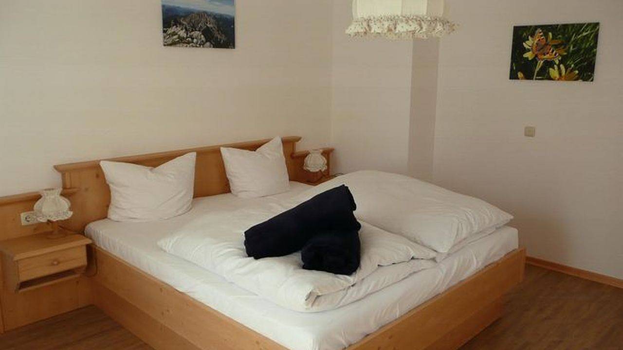Ganze Ferienwohnung, Ferienwohnung für 2 Personen (49 m²) in Oberammergau in Oberammergau, Bayerische Alpen